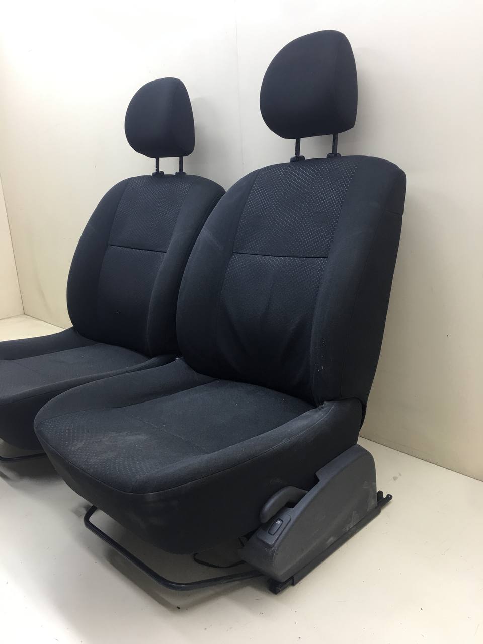 Сиденье (комплект) Nissan Almera 3 (G11, G15) 2012> Сиденье (комплект) Nissan Almera 3 (G11, G15) 2012>