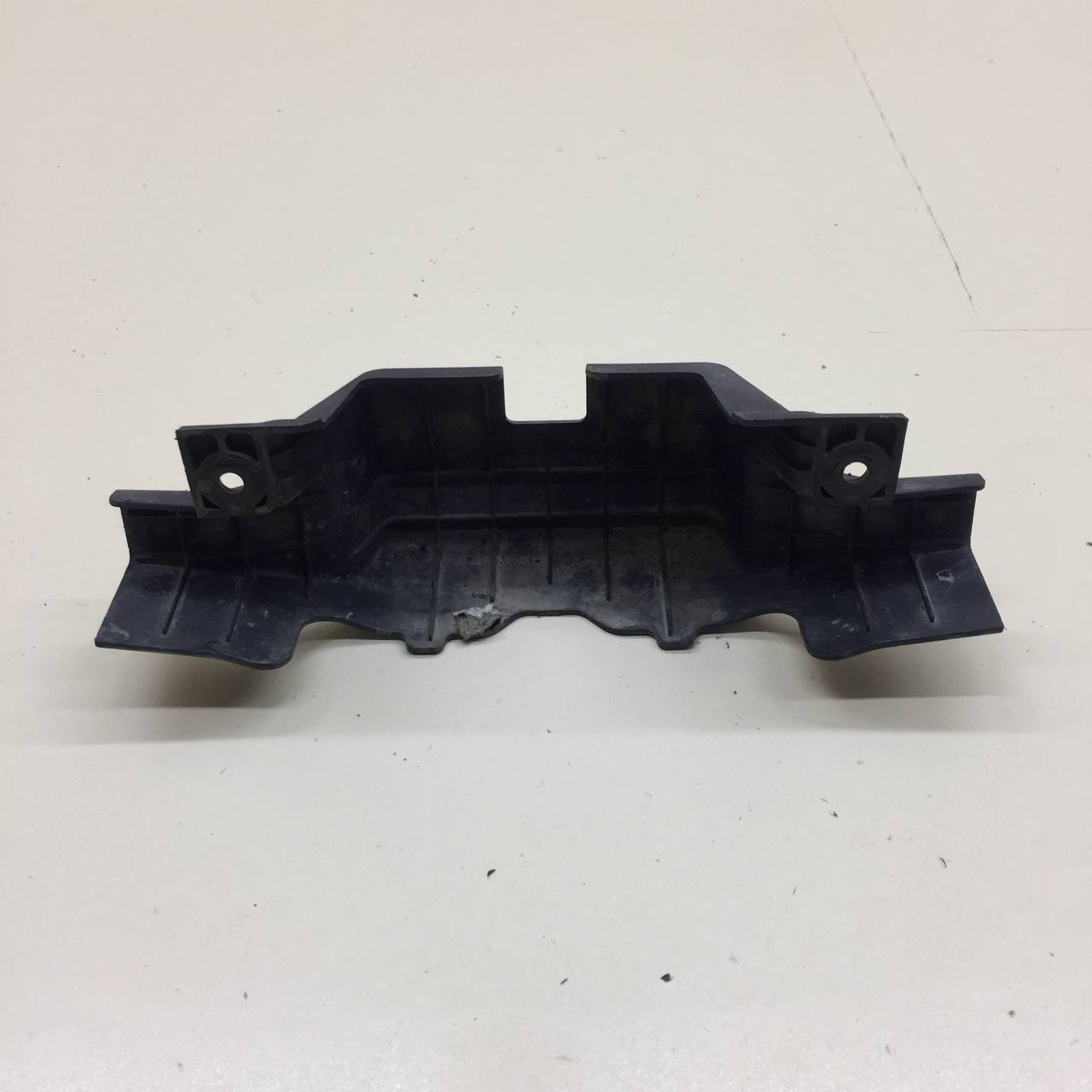 Кожух замка капота Hyundai i30 (FD) 2007-2012 Кожух замка капота Hyundai i30 (FD) 2007-2012