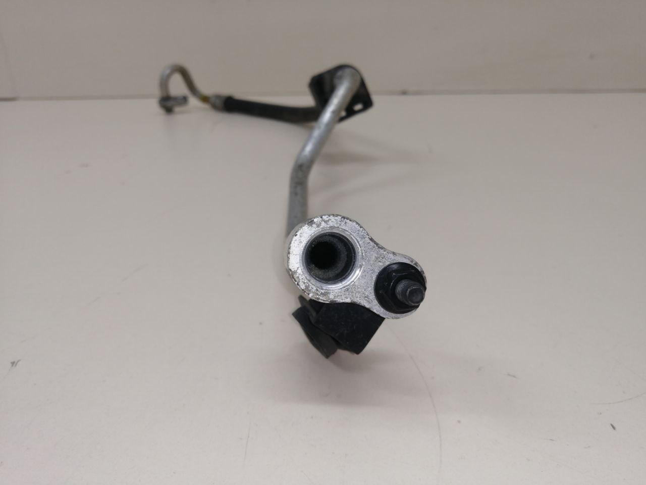 Трубка кондиционера Hyundai ix55 2007-2013