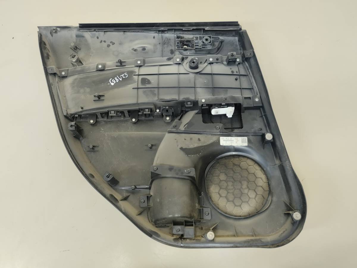 Обшивка двери задней правой Mazda Mazda 3 (BL) 2009-2013