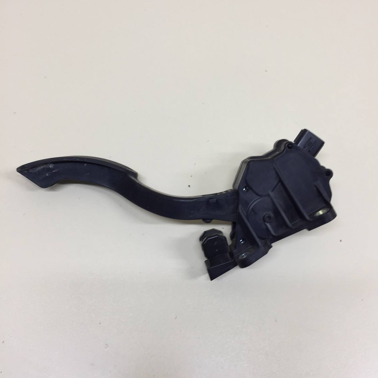 Педаль газа Lexus RX 350 /450h (XL10) 2009-2015 Педаль газа Lexus RX 350 /450h (XL10) 2009-2015