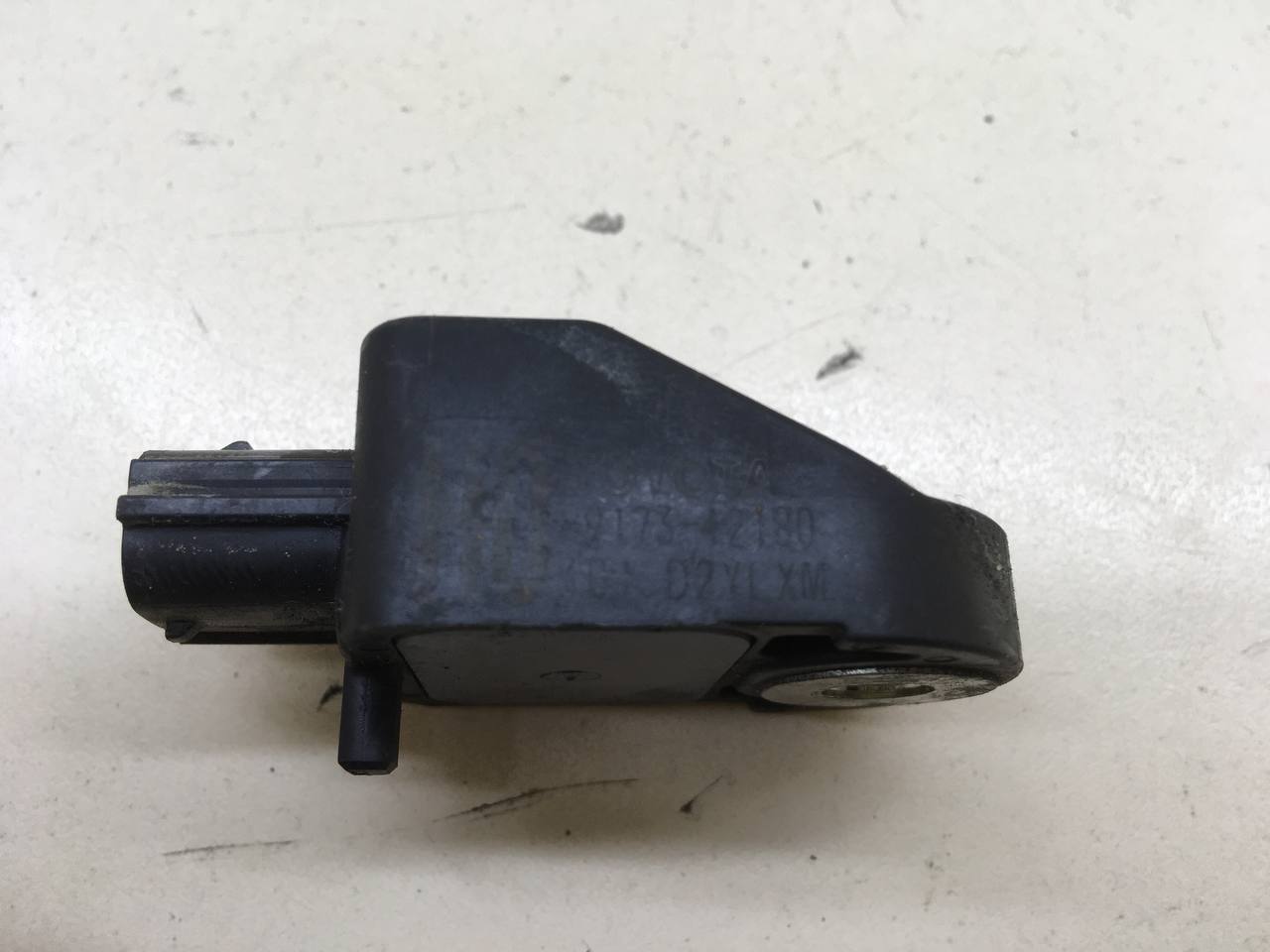 Датчик AIR BAG Toyota Rav 4 (XA40) 2013-2019 Датчик AIR BAG Toyota Rav 4 (XA40) 2013-2019