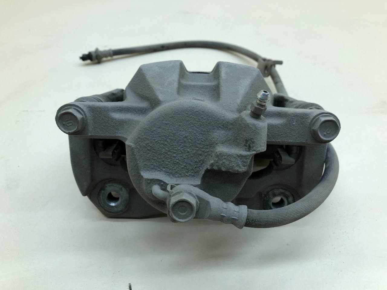 Суппорт передний правый Toyota Rav 4 (A30) 2006-2013