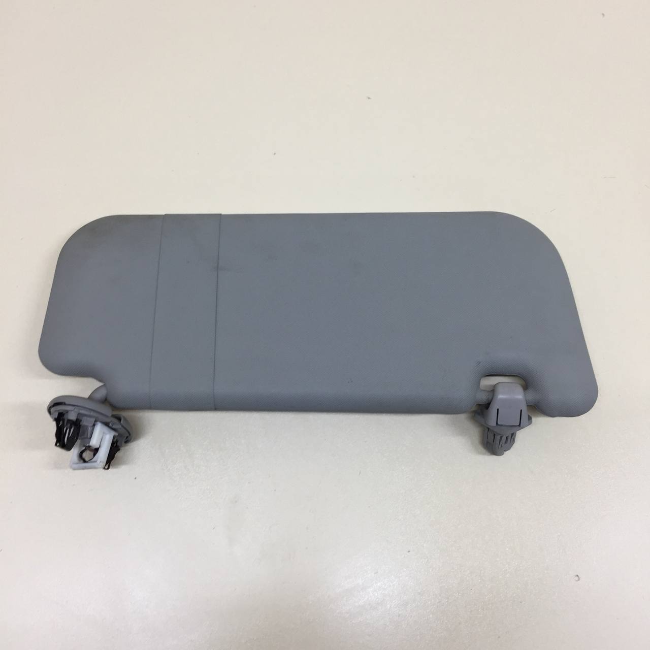 Козырек солнцезащитный (внутри) Toyota Auris (E150) 2006-2012