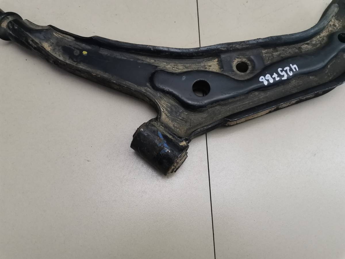 Рычаг передний левый Nissan Almera (N15) 1995-2000 Рычаг передний левый Nissan Almera (N15) 1995-2000