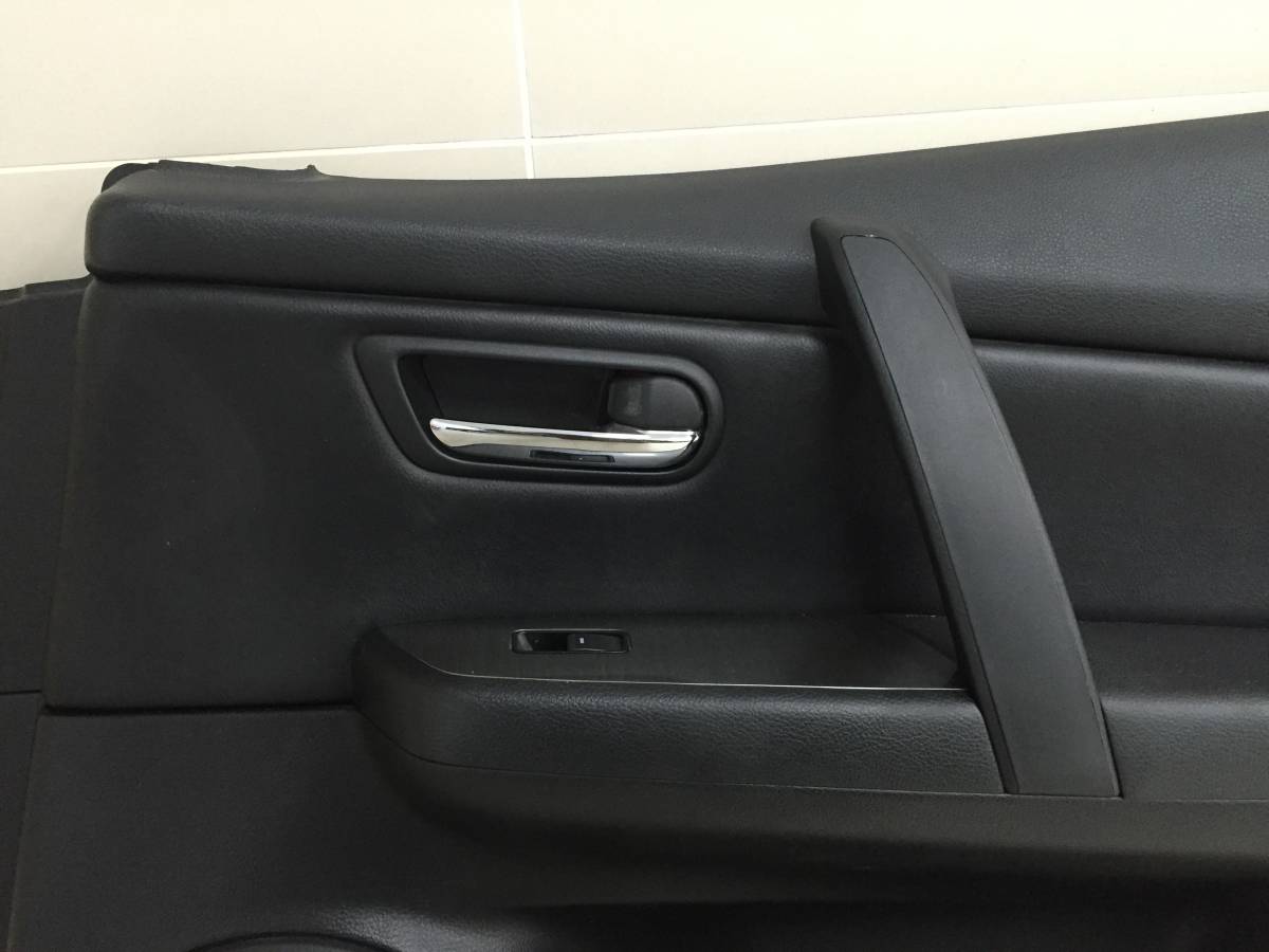 Обшивка двери передней правой Mazda Mazda 6 (GH) 2007-2012