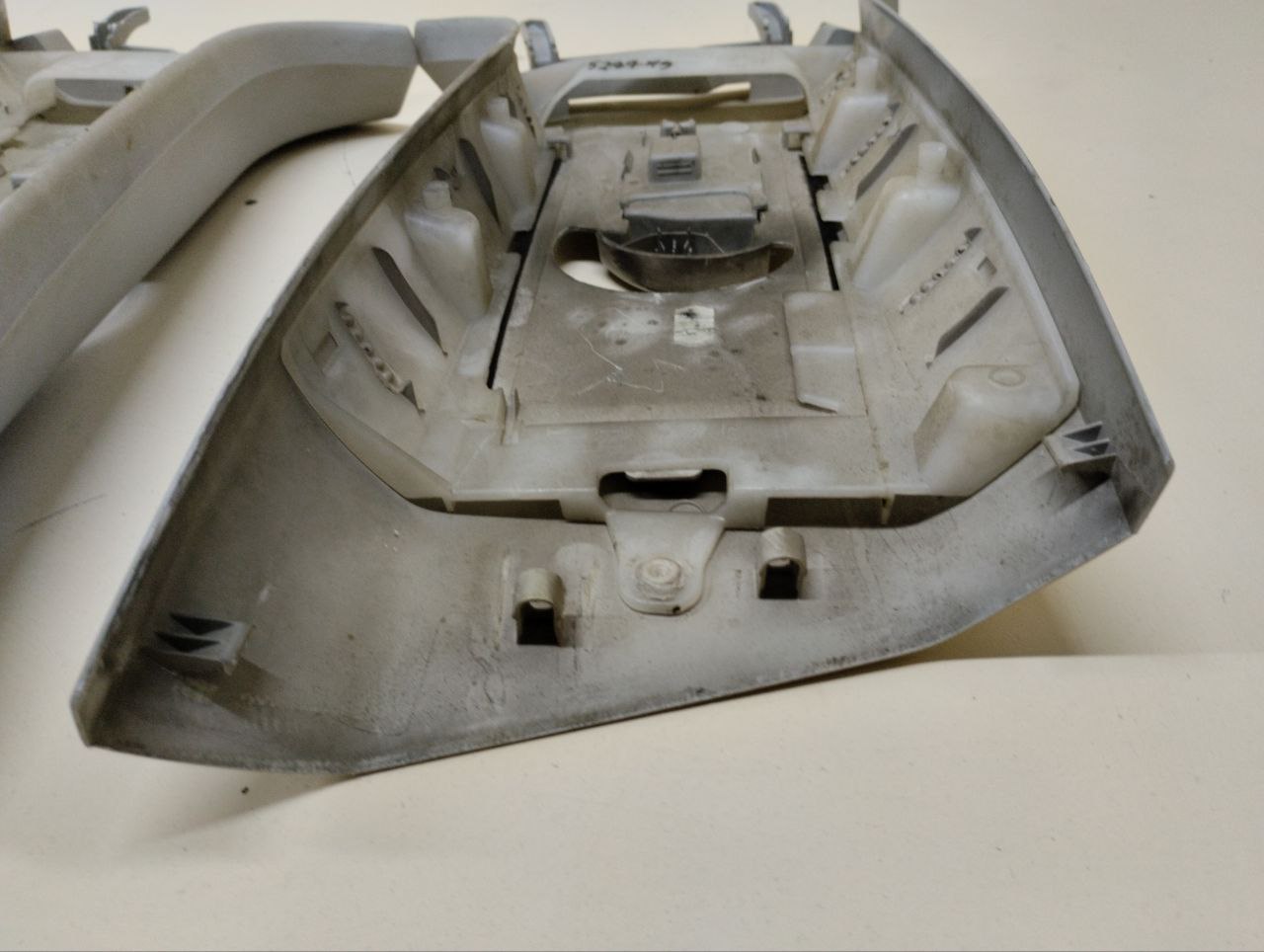 Обшивка стойки Peugeot 308 2007>