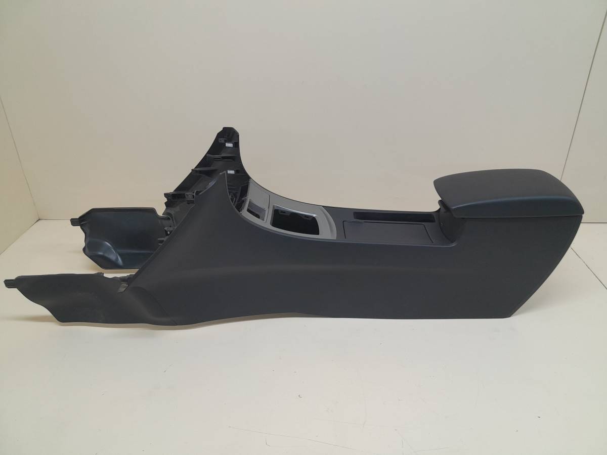 Консоль центральная Mazda Mazda 3 (BL) 2009-2013