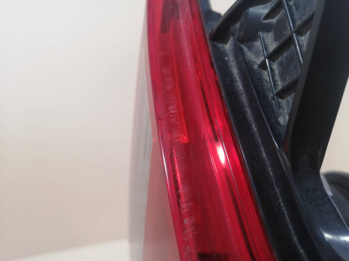 Фонарь задний внутренний правый Subaru Legacy Outback (BR/B14) 2010-2014