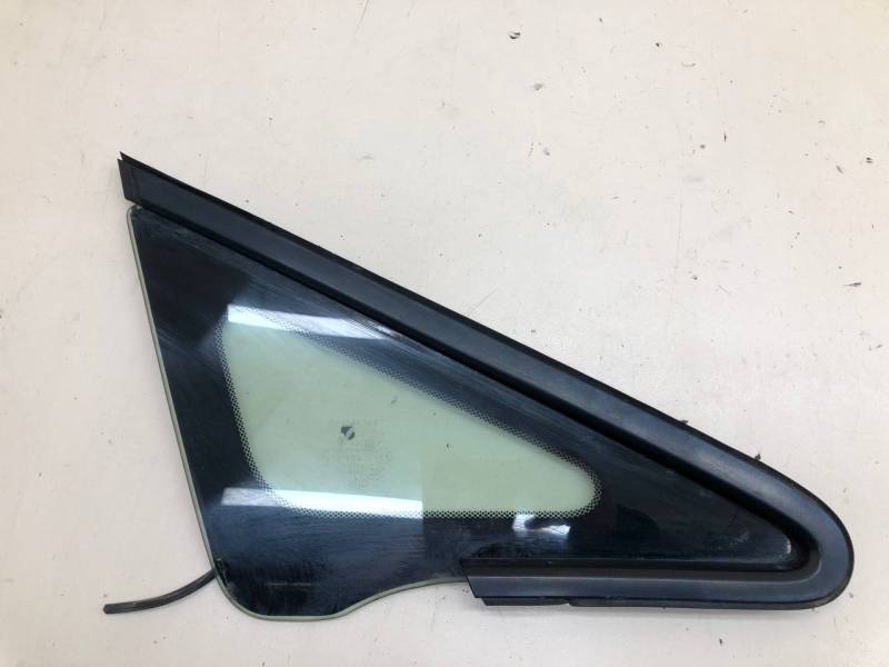 Стекло кузовное глухое правое Honda Civic 4D 2006-2012