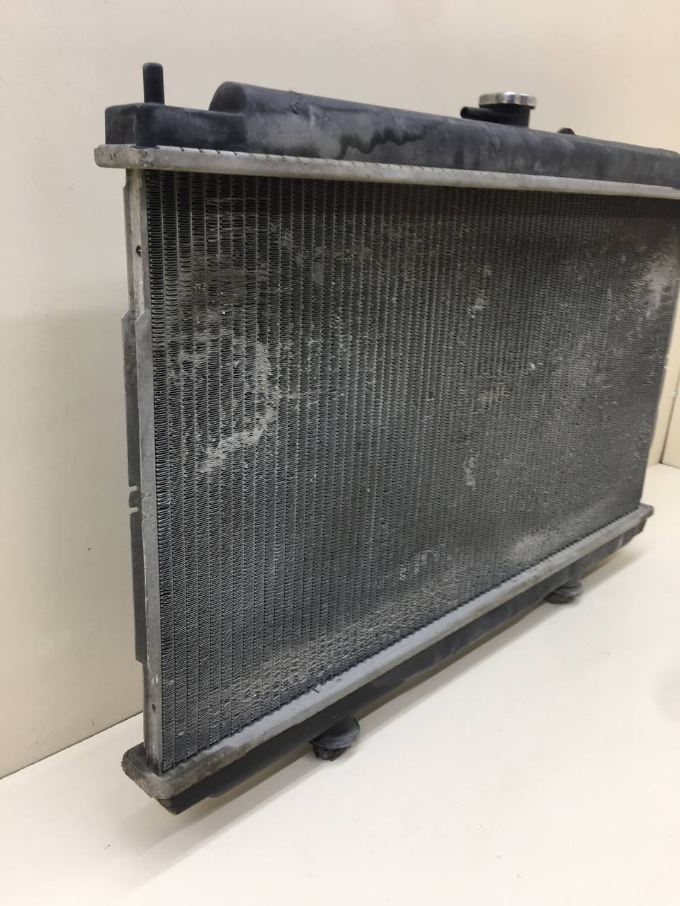 Радиатор охлаждения двигателя Nissan Primera (P12) 2002-2007