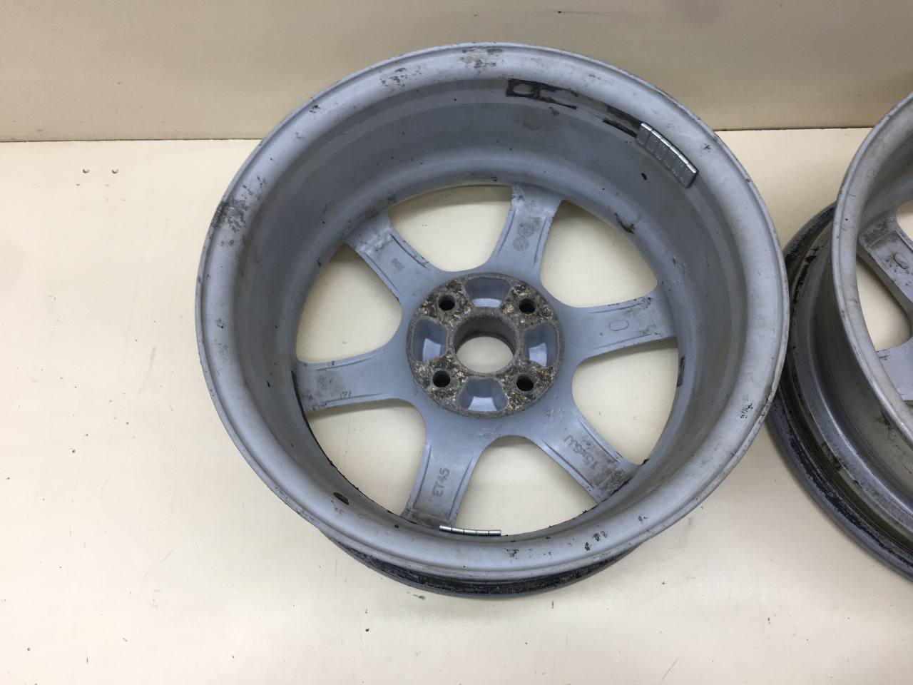 Диски к-кт R15 Литые