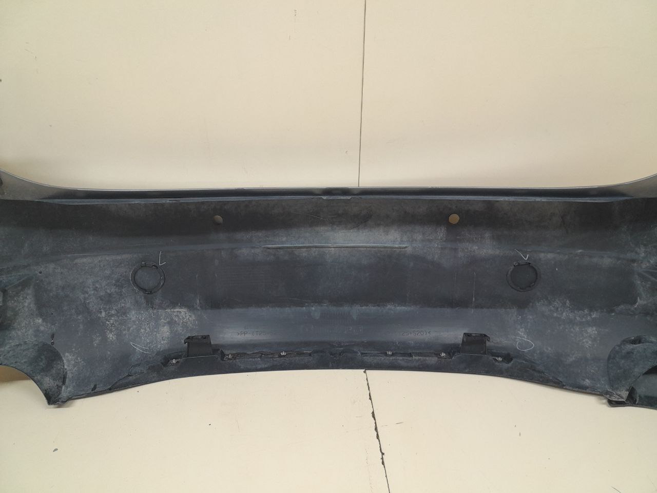 Бампер задний Mazda Mazda 3 (BM) 2013-2016 Бампер задний Mazda Mazda 3 (BM) 2013-2016
