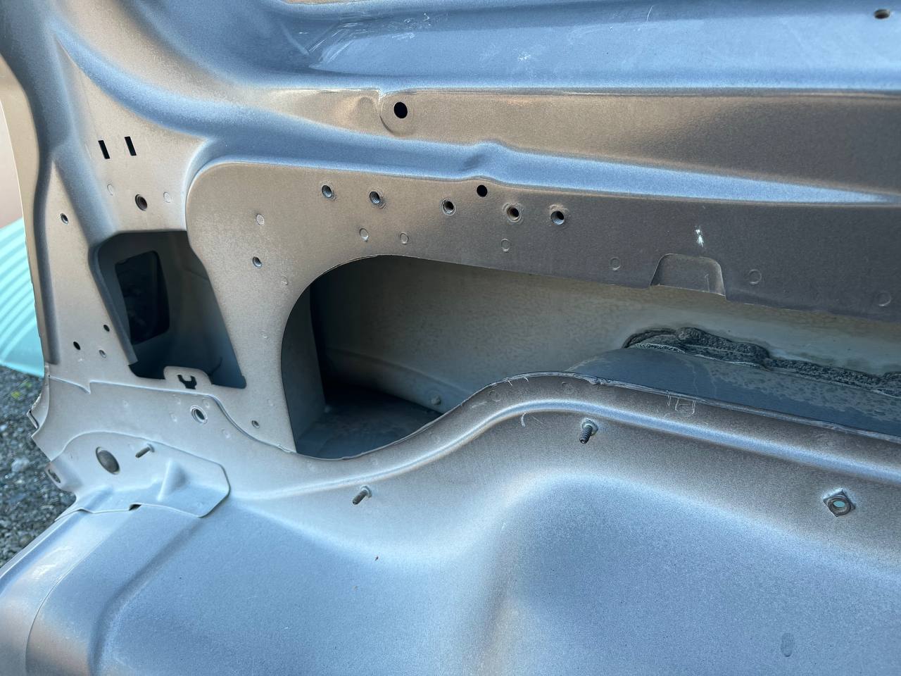 Крыло заднее правое Land Rover Discovery 3 (L319) 2004-2009