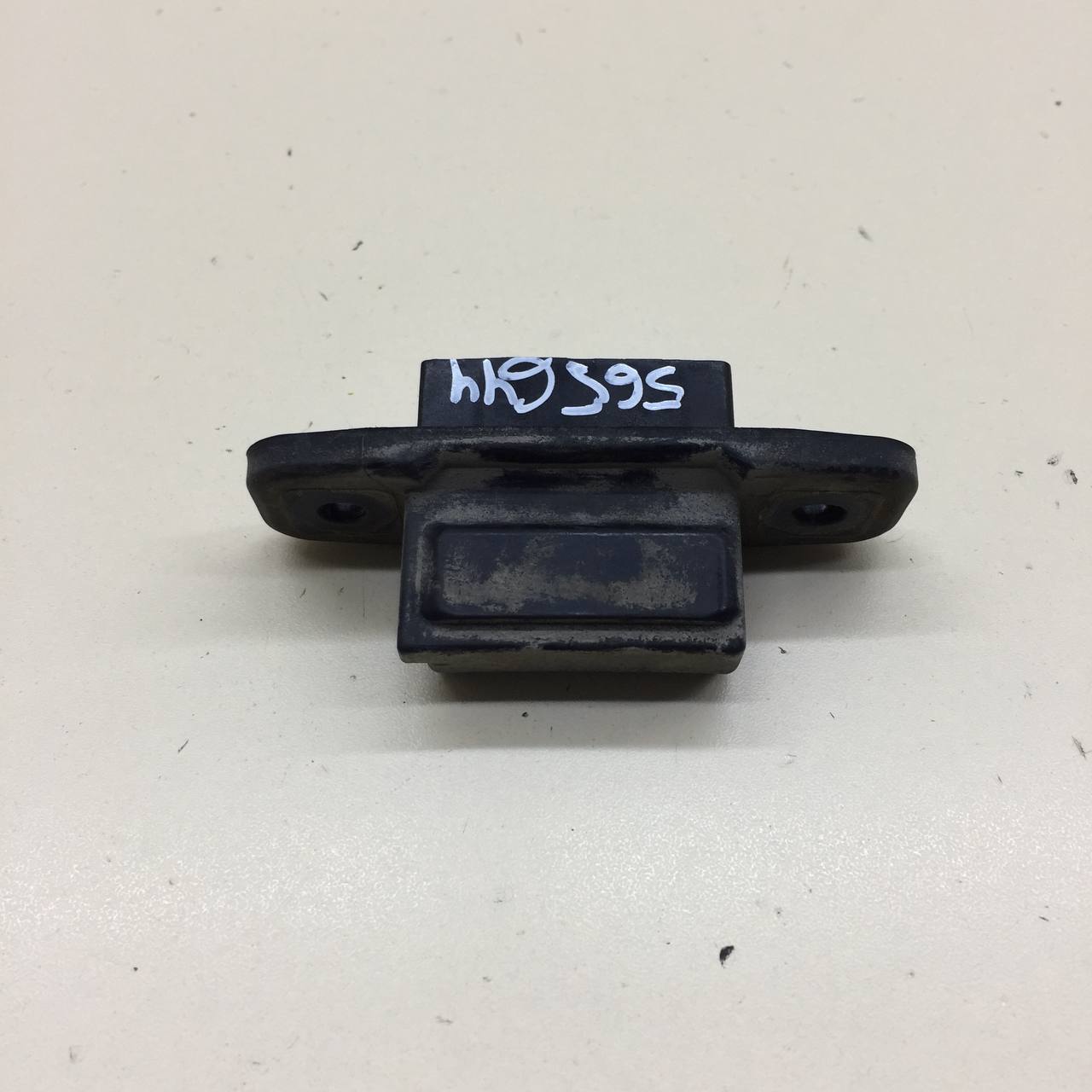 Кнопка открывания багажника Toyota Corolla E180 2013-2019