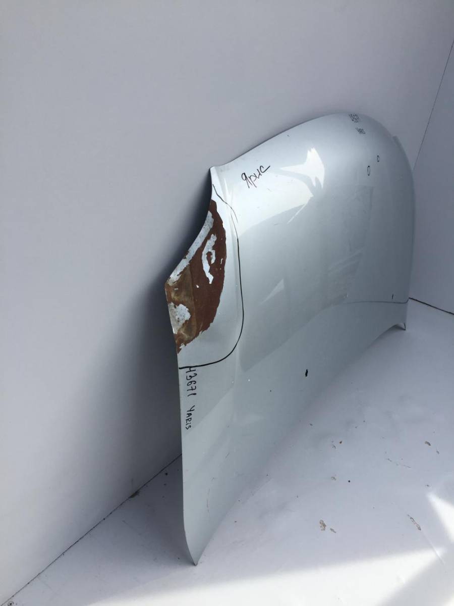 Капот Toyota Yaris (P90) 2005-2011 Капот Toyota Yaris (P90) 2005-2011