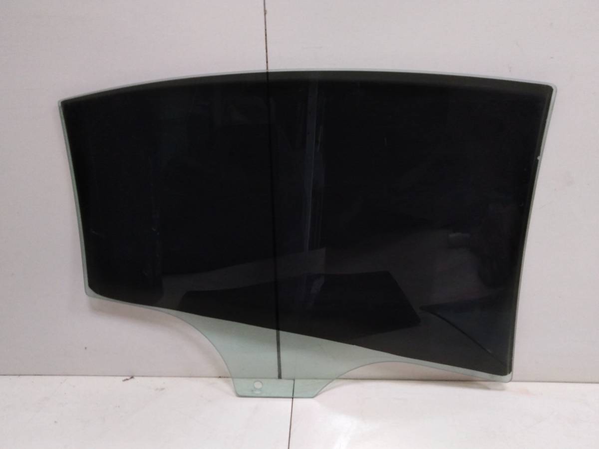 Стекло двери задней левой Mazda Mazda 6 (GH) 2007-2012