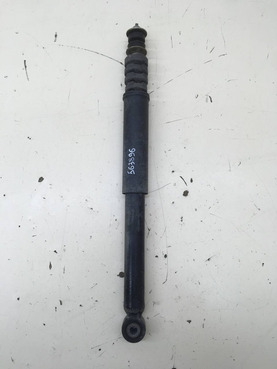 Амортизатор задний Renault Logan (2) 2014>