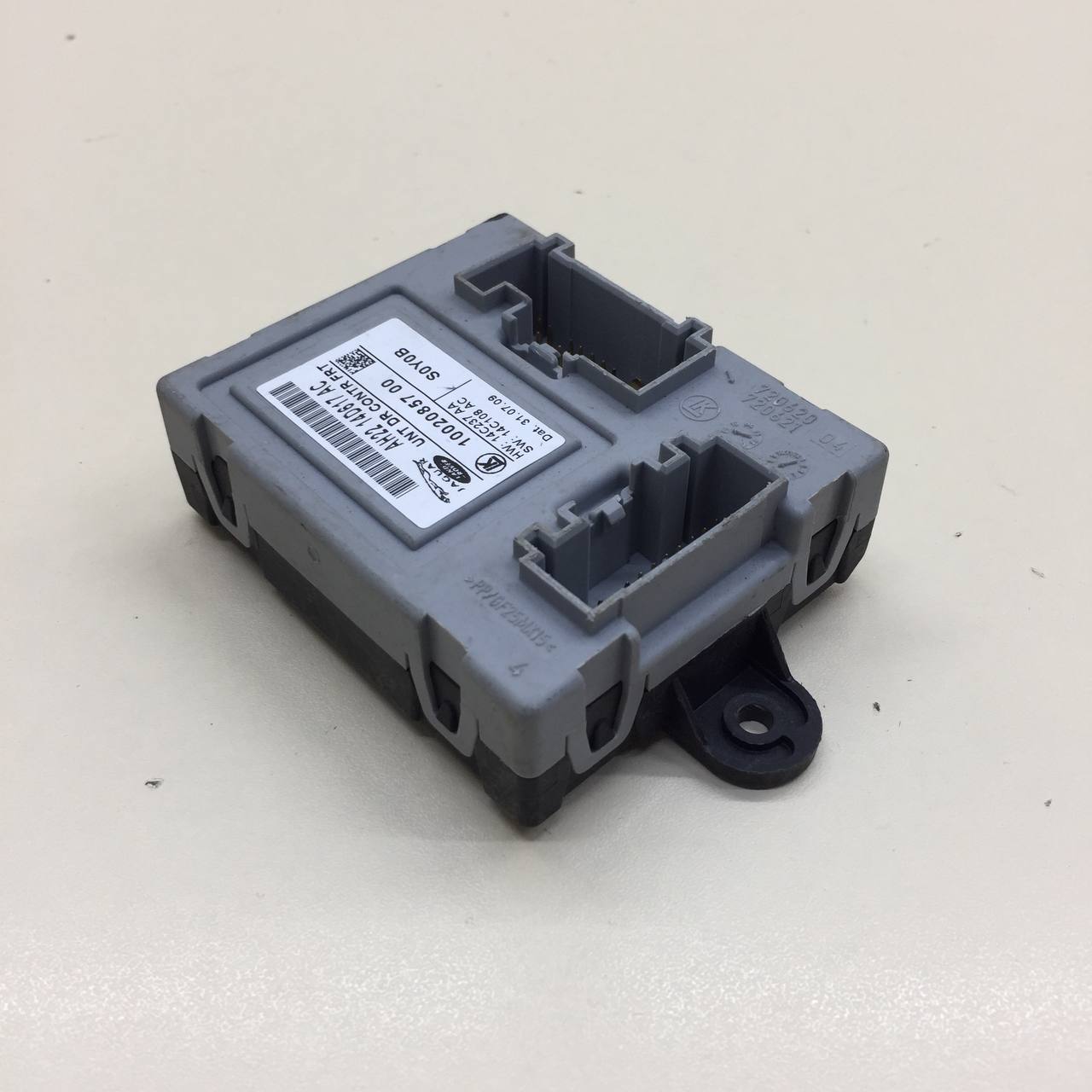 Блок комфорта Land Rover Freelander 2 (FA) 2007-2014 Блок комфорта Land Rover Freelander 2 (FA) 2007-2014
