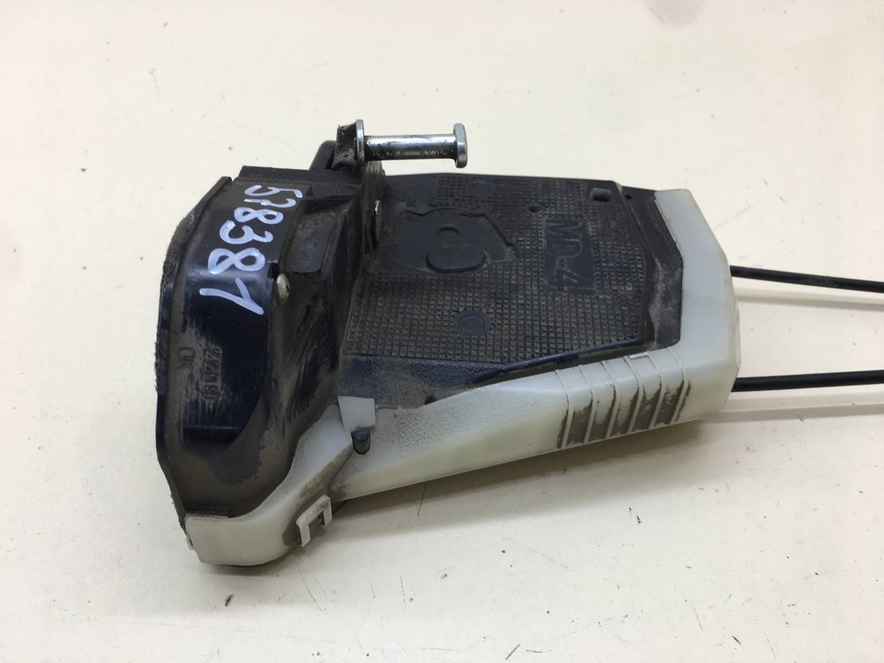 Замок двери задней левой Toyota Ractis (NCP100) 2005-2010