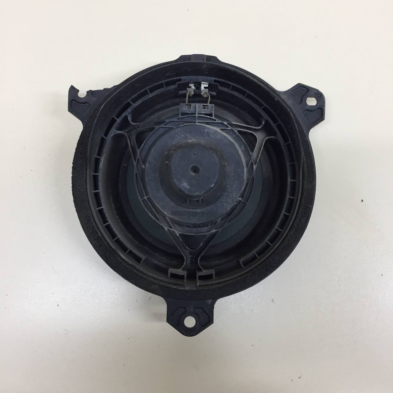 Динамик Toyota Corolla E180 2013-2019 Динамик Toyota Corolla E180 2013-2019