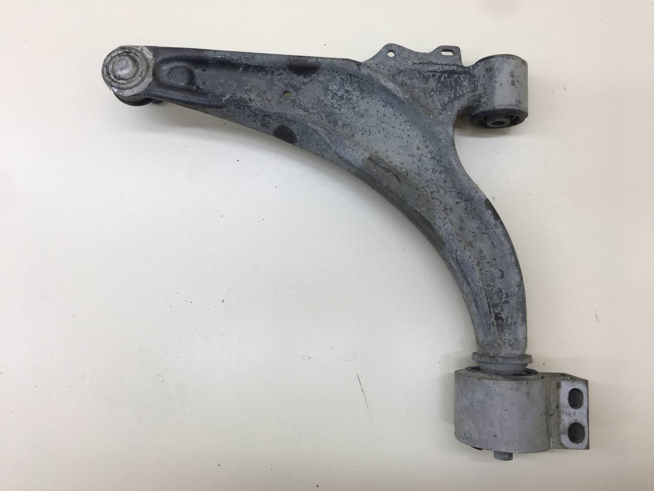 Рычаг передний правый Chevrolet Cruze (J300) 2009-2016