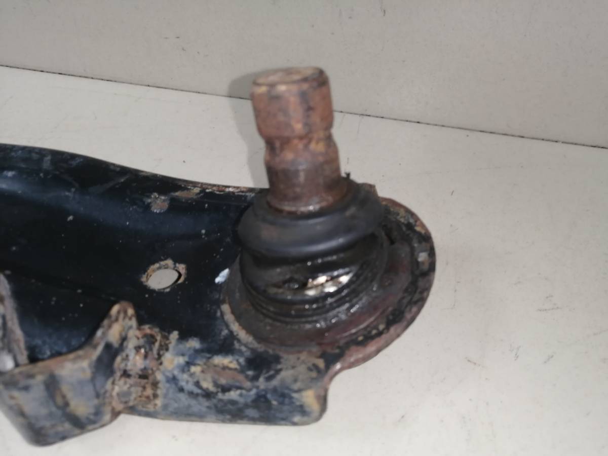 Рычаг передний правый Kia Picanto (TA) 2011-2017