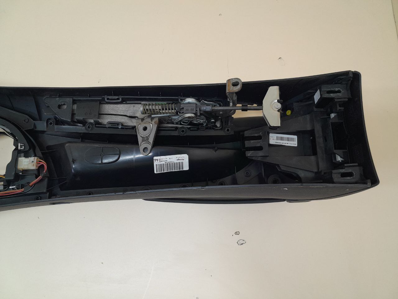 Консоль центральная BMW 1-series E87/E81 2004-2011