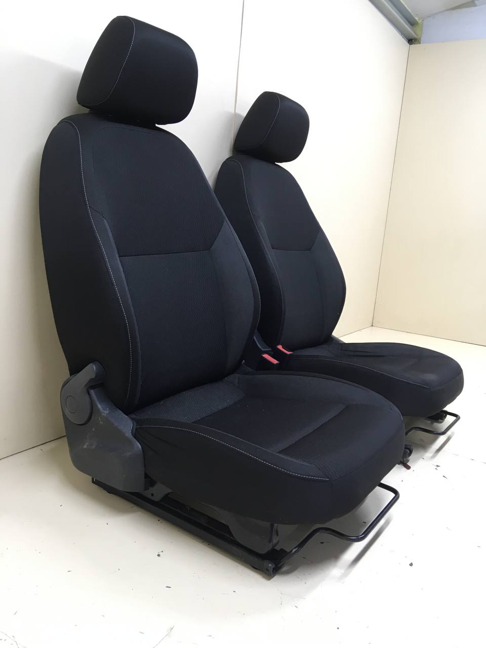 Сиденье (комплект) Skoda Rapid 2012-2020 Сиденье (комплект) Skoda Rapid 2012-2020