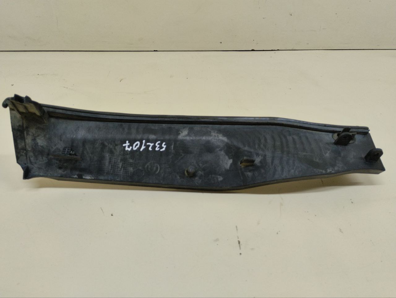Накладка (кузов внутри) BMW 3-series E90/E91 2005-2011