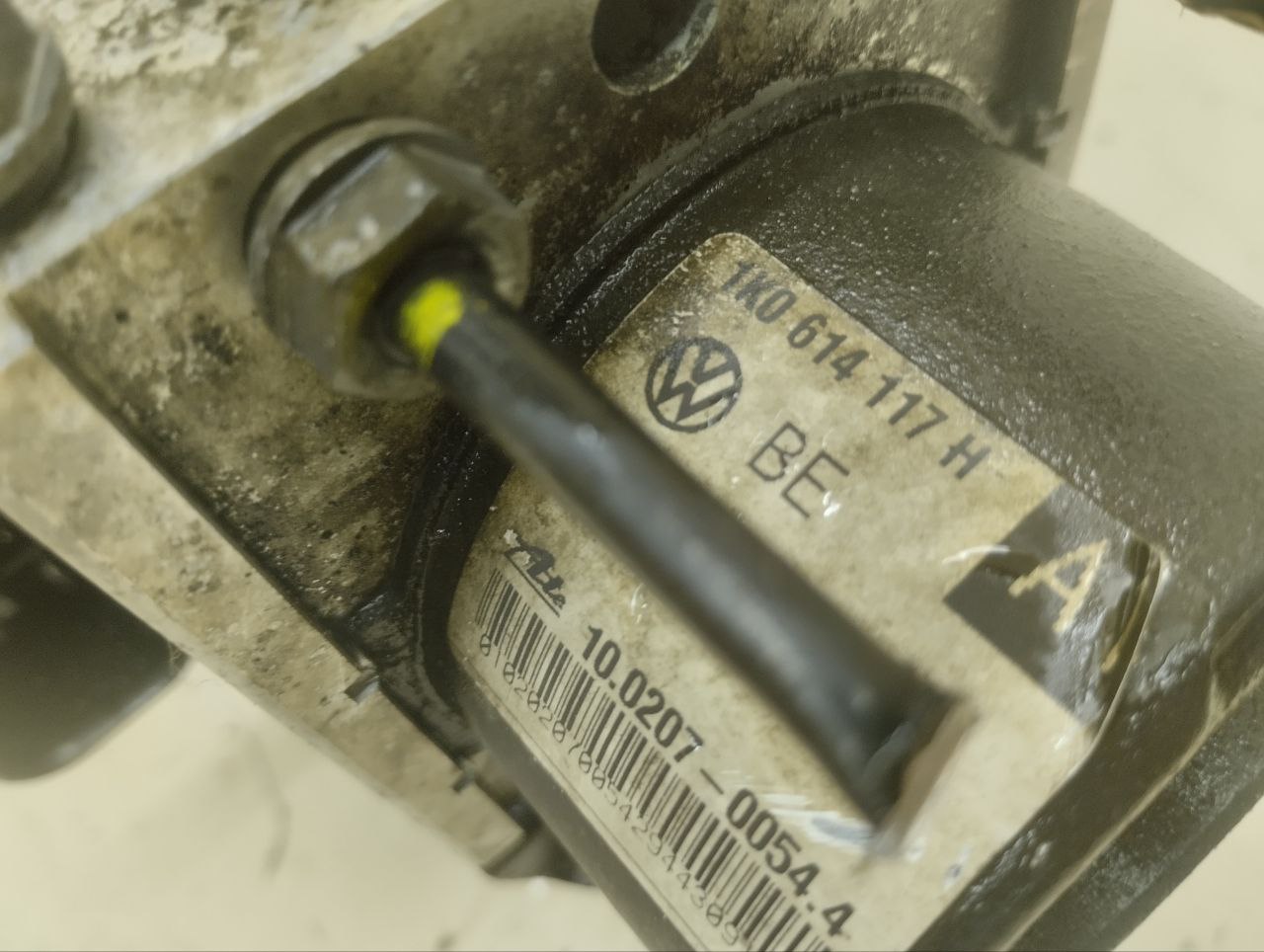 Блок ABS (насос) Skoda Octavia (A5 1Z-) 2004-2013 Блок ABS (насос) Skoda Octavia (A5 1Z-) 2004-2013