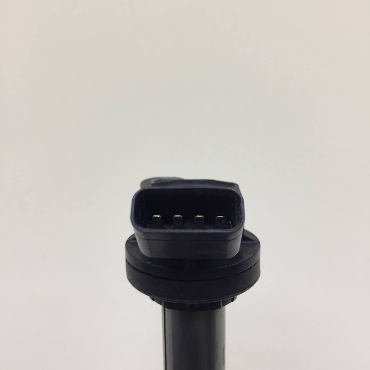 Катушка зажигания Toyota Rav 4 (A30) 2006-2013 Катушка зажигания Toyota Rav 4 (A30) 2006-2013