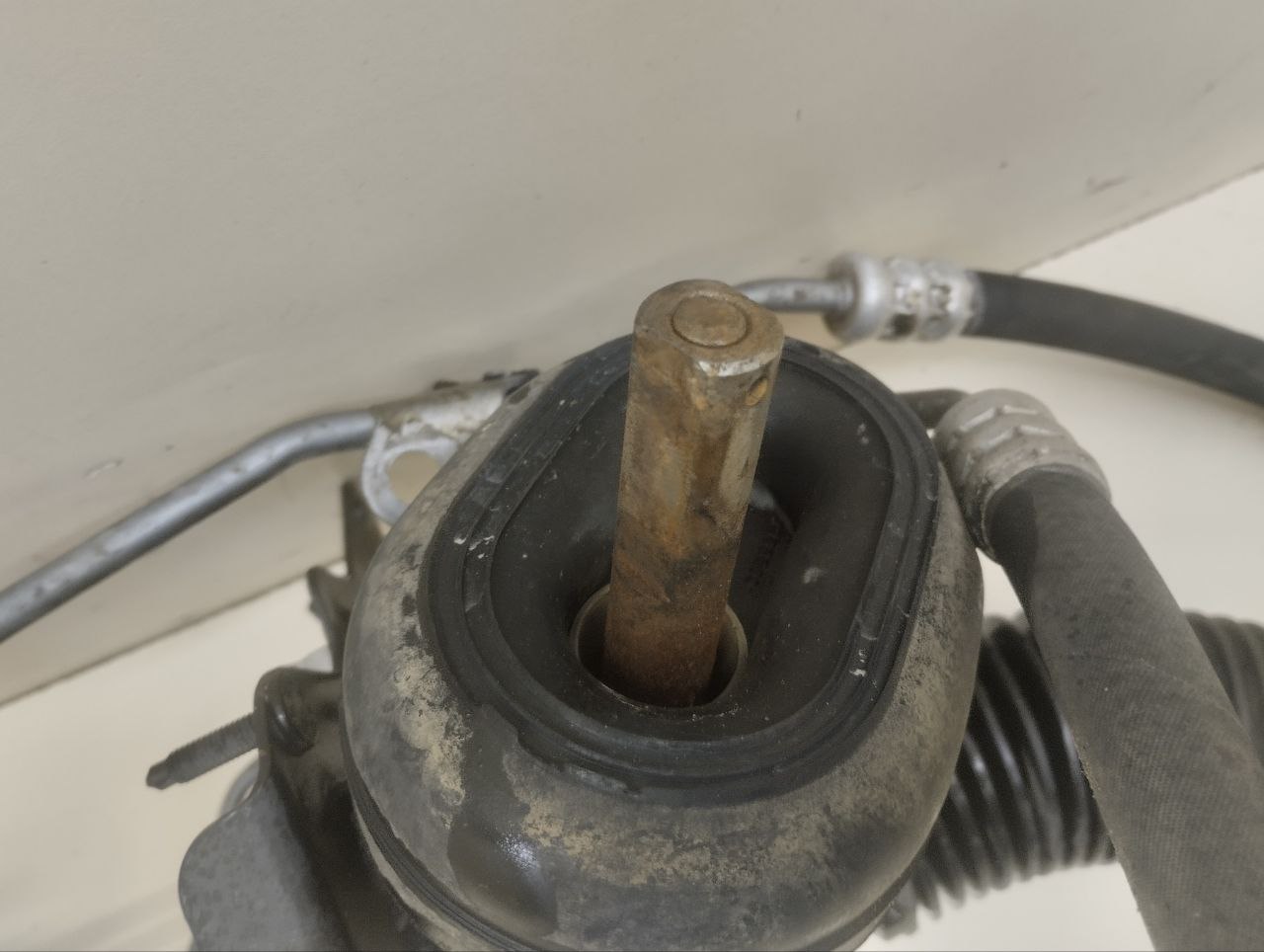 Рейка рулевая Renault Duster (HSA, HSM) 2012> Рейка рулевая Renault Duster (HSA, HSM) 2012>