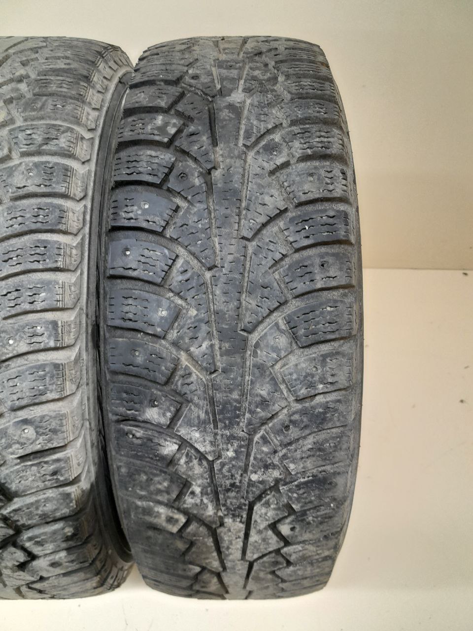Шины R15 Зимние шипованные Nokian Nordman 5