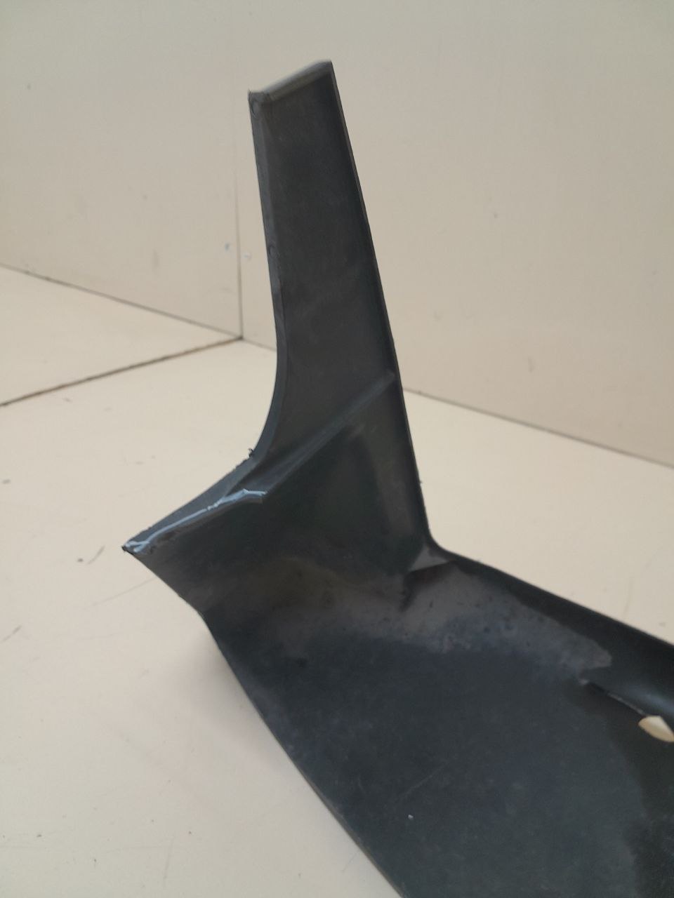 Воздуховод радиатора Chevrolet Cobalt (T250) 2011-2015 Воздуховод радиатора Chevrolet Cobalt (T250) 2011-2015