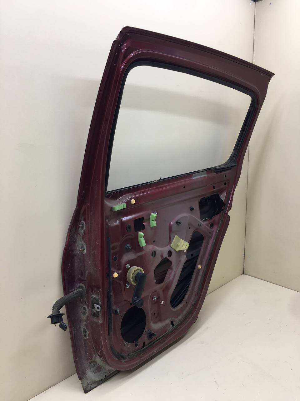 Дверь задняя правая Renault Sandero 2009-2014 Дверь задняя правая Renault Sandero 2009-2014