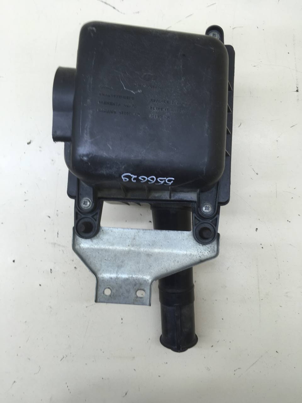 Корпус воздушного фильтра Chevrolet Niva 2009-2020 Корпус воздушного фильтра Chevrolet Niva 2009-2020