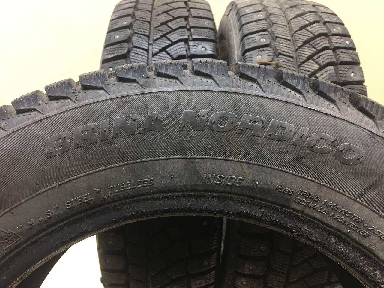 Шины R15 Зимние шипованные Viatti Brina Nordico