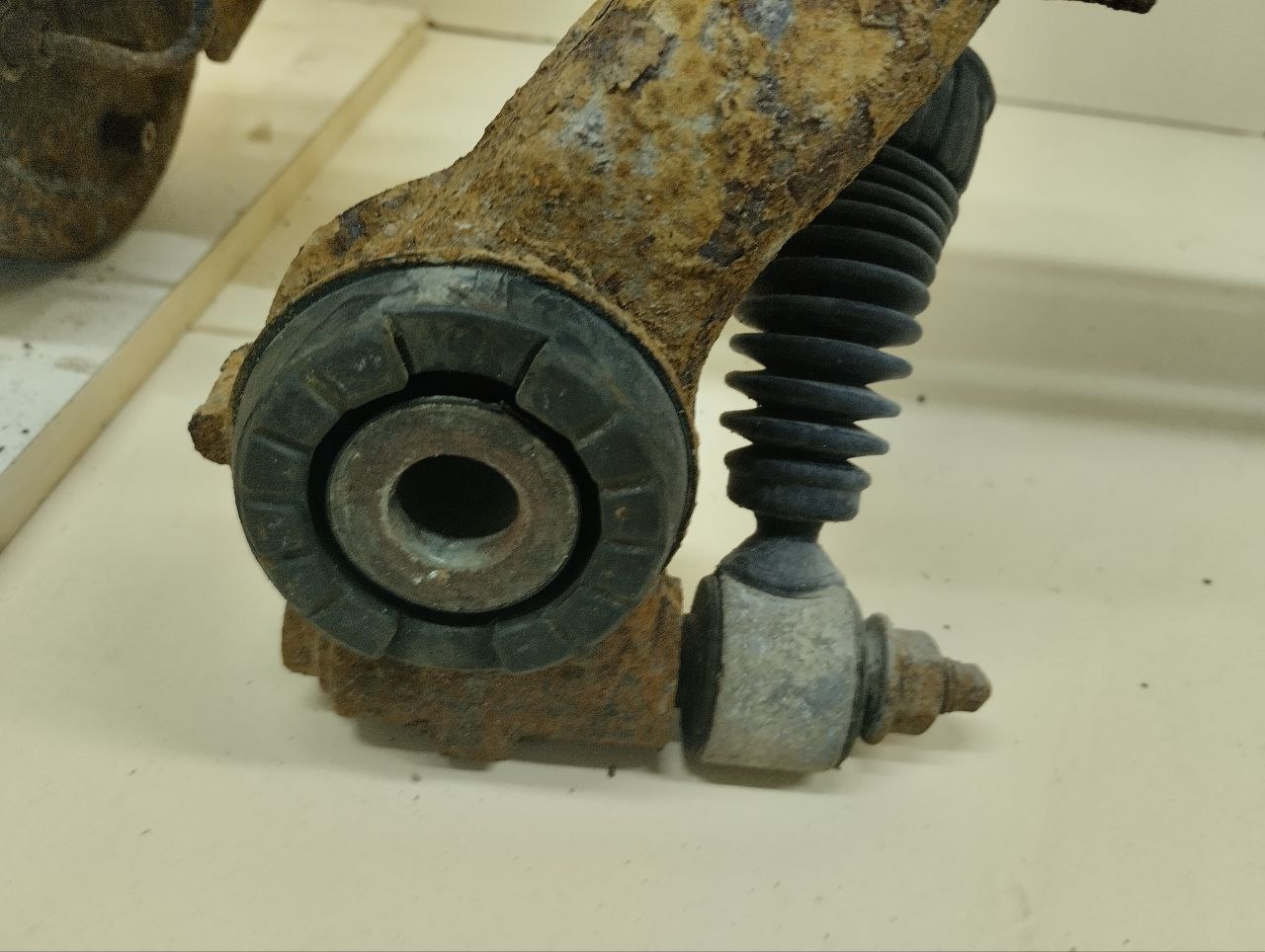 Балка задняя Peugeot 206 1998-2012 Балка задняя Peugeot 206 1998-2012