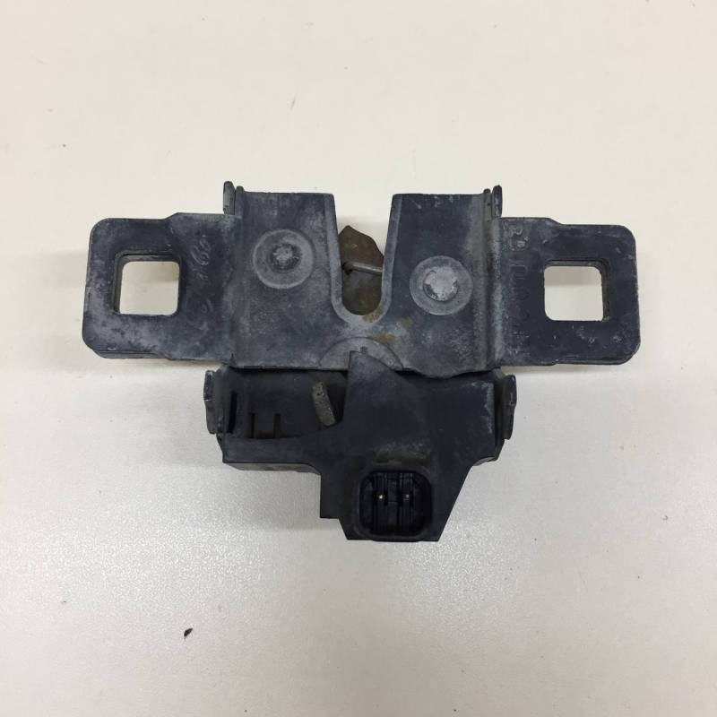 Замок капота Land Rover Discovery 3 (L319) 2004-2009