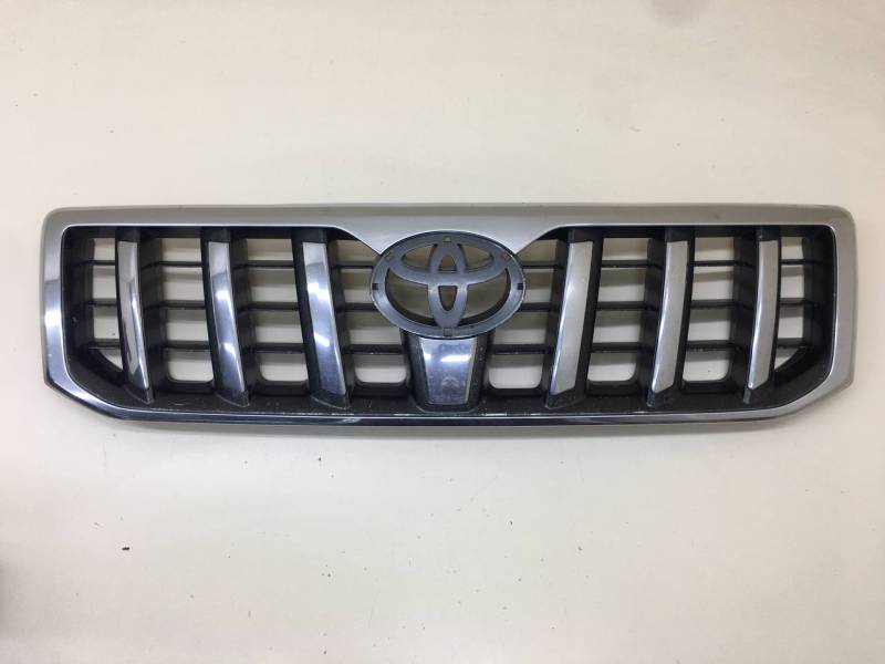 Решетка радиатора Toyota Land Cruiser Prado (J120) 2002-2009