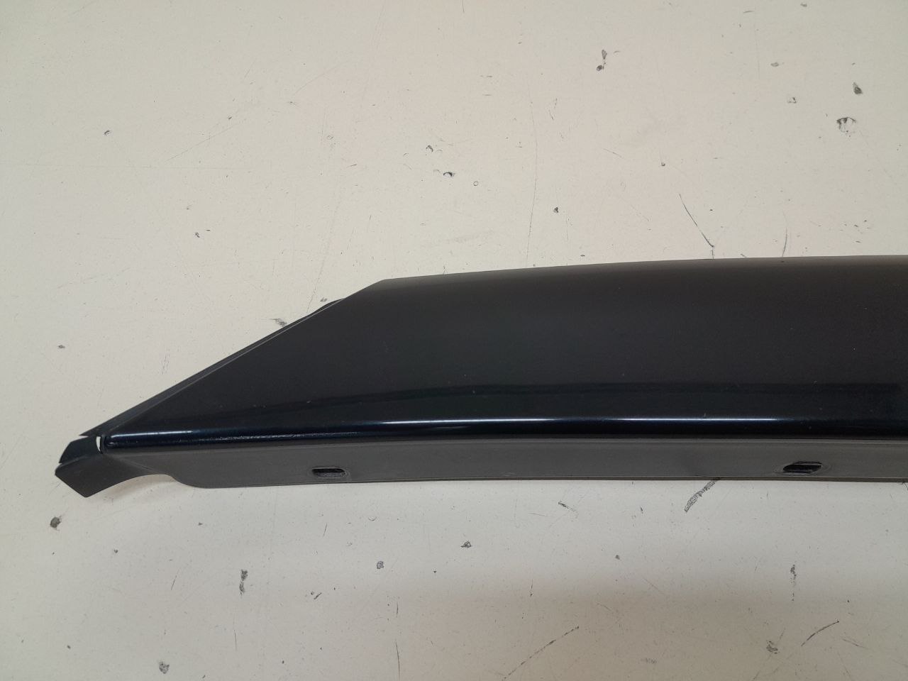 Накладка лобового стекла Skoda Fabia (5J) 2007-2014 Накладка лобового стекла Skoda Fabia (5J) 2007-2014