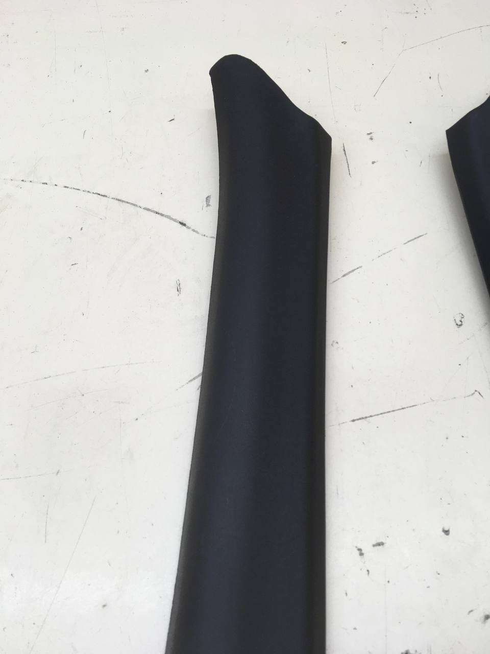 Обшивка стойки Chevrolet Niva 2009-2020