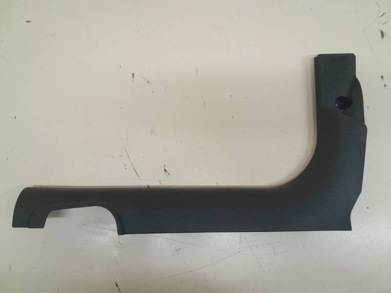 Накладка порога (внутренняя) Lada Vesta 2015>