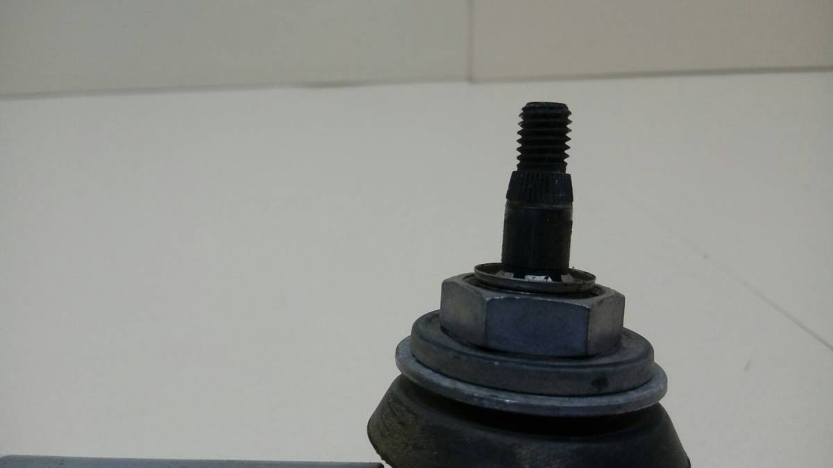 Трапеция стеклоочистителей Renault Duster (HSA, HSM) 2012> Трапеция стеклоочистителей Renault Duster (HSA, HSM) 2012>