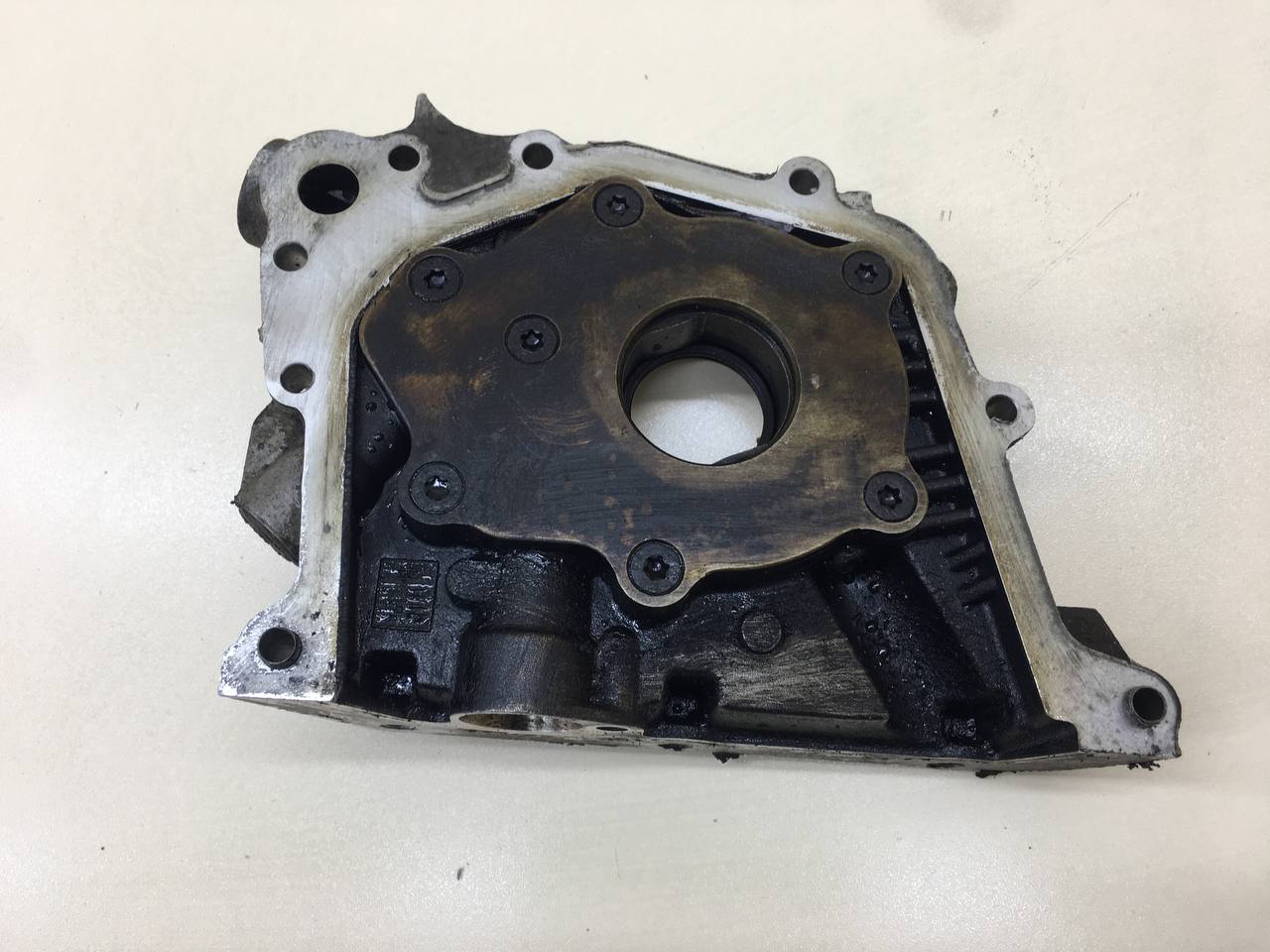 Крышка двигателя передняя Ford Focus 3 2011>