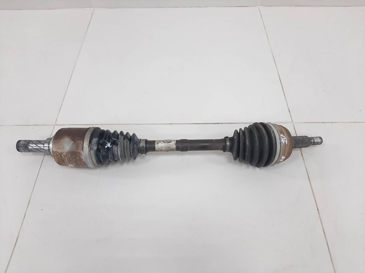 Полуось передняя левая Renault Duster (HSA, HSM) 2012> Полуось передняя левая Renault Duster (HSA, HSM) 2012>
