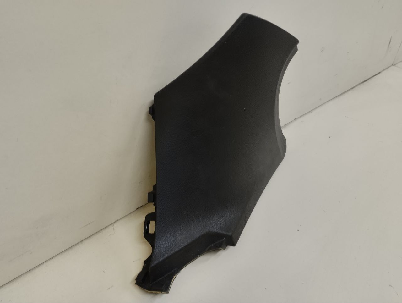 Накладка (кузов внутри) Lexus RX 350 /450h (XL10) 2009-2015 Накладка (кузов внутри) Lexus RX 350 /450h (XL10) 2009-2015