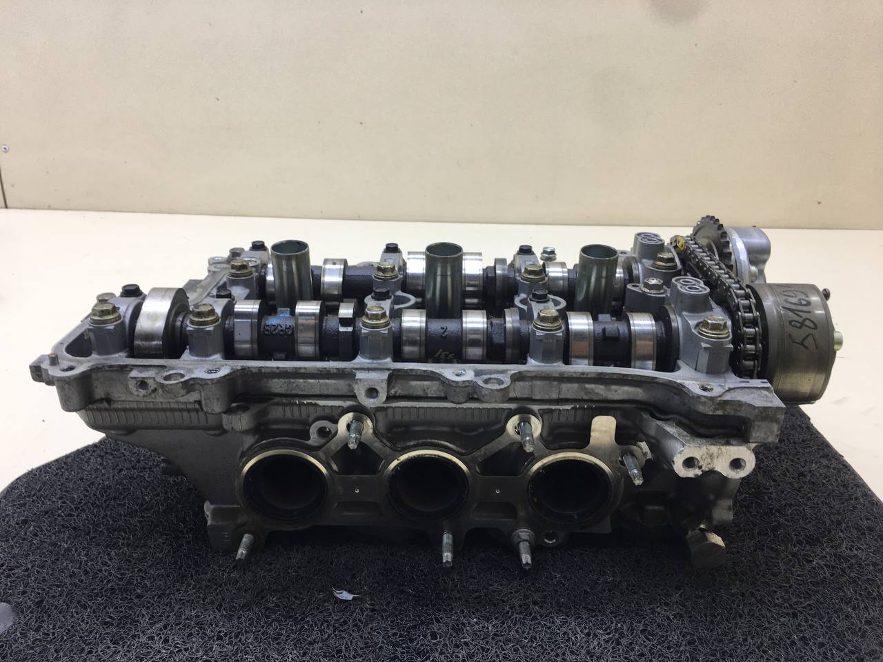 Головка блока цилиндров Lexus RX 300/330/350/400h (XU30) 2003-2009 Головка блока цилиндров Lexus RX 300/330/350/400h (XU30) 2003-2009