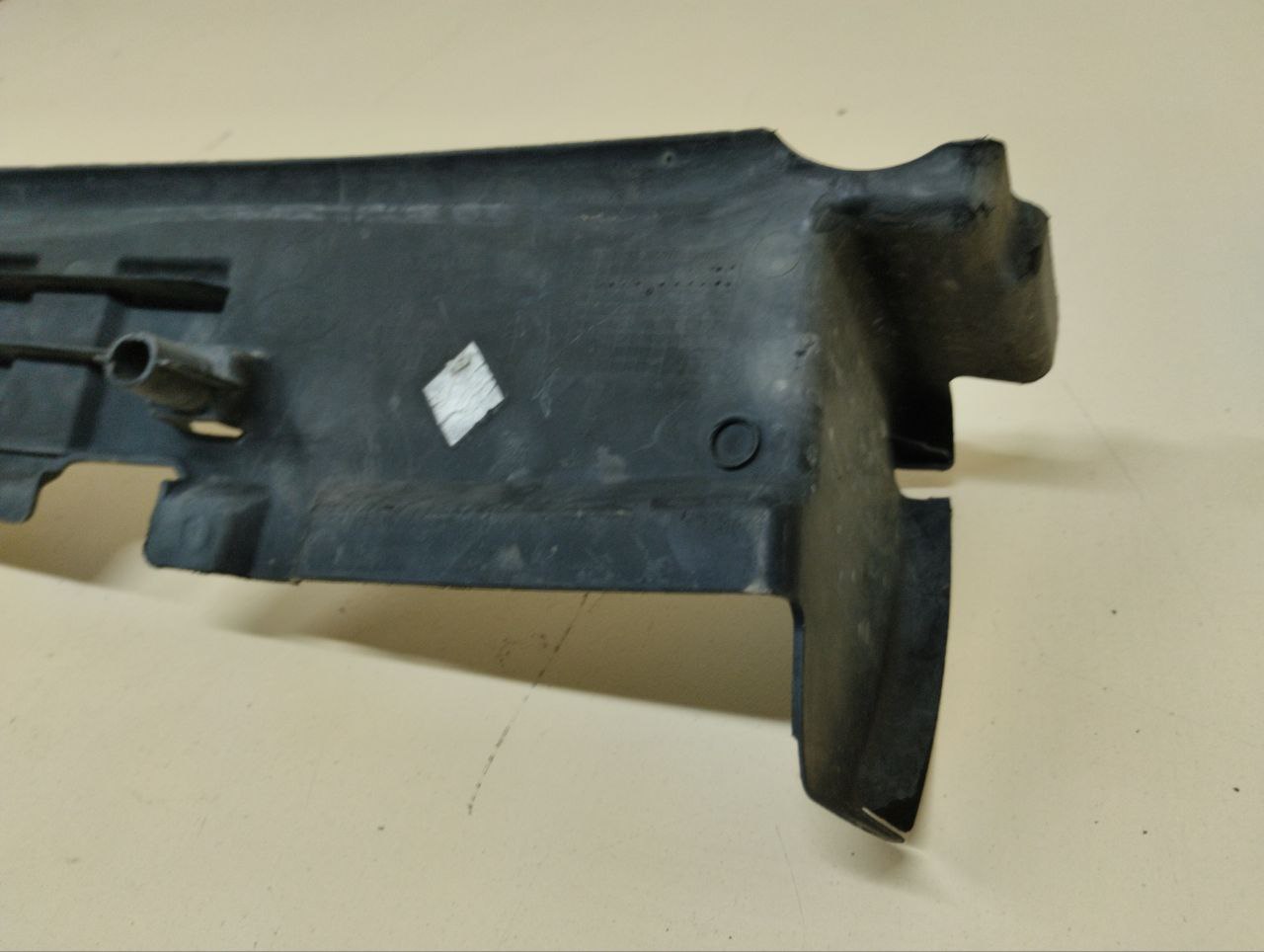 Воздуховод радиатора Land Rover Discovery 3 (L319) 2004-2009 Воздуховод радиатора Land Rover Discovery 3 (L319) 2004-2009